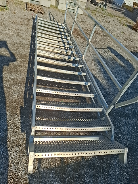 MAUDERER AUSSENTREPPE 15 STUFEN / 2,80M