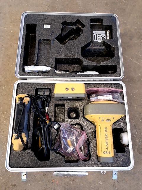 TOPCON GR5