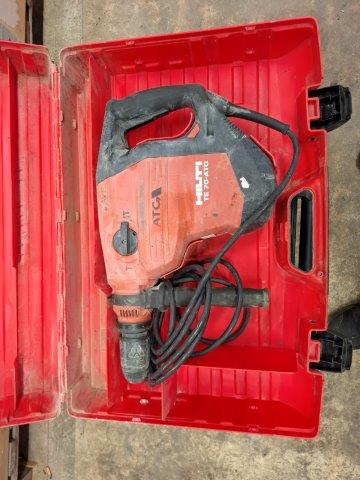 HILTI KOMBIHAMMER TE 70ATC/AVR