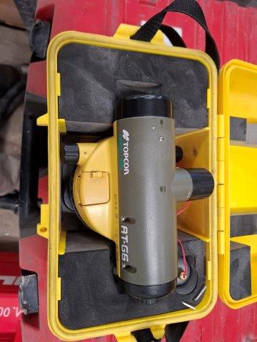 TOPCON NIVELLIERGERÄT AT G6