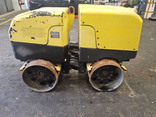 WACKER NEUSON GRABENWALZE RT 82SC